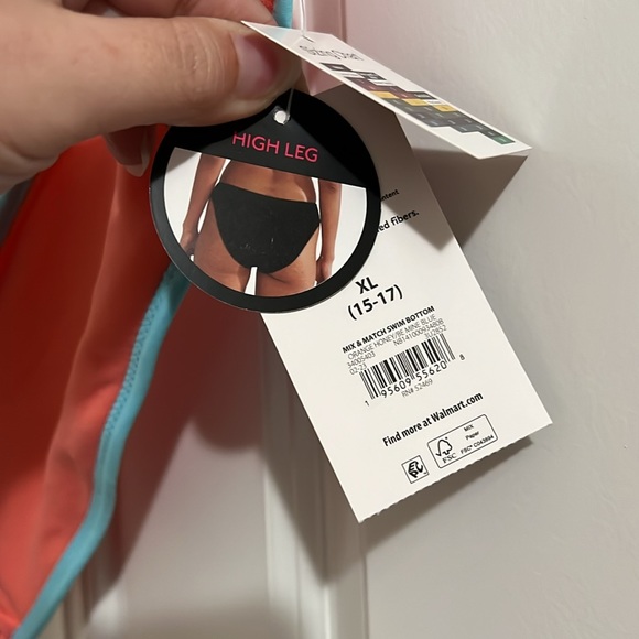 No Boundaries swim bottoms - Picture 3 of 5